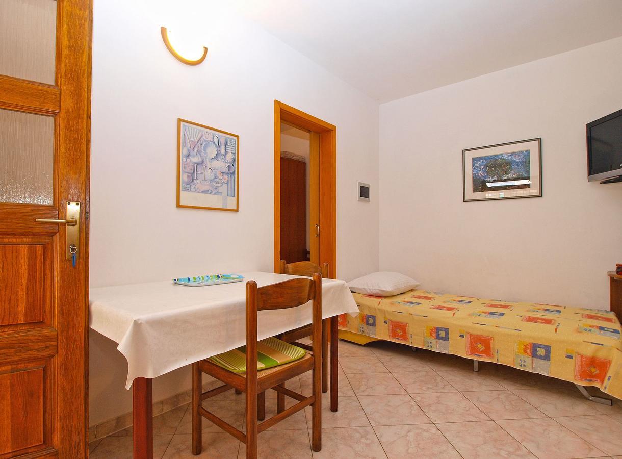 Apartment Elda 1455 Fazana Exterior photo